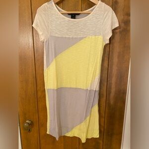 Marc Jacob’s yellow, grey and white shift dress